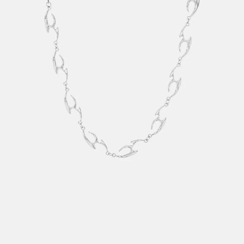 Colar Garras do Abismo